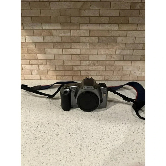 Canon‎ EOS Rebel G11 35mm film camera b1 - Picture 1 of 8